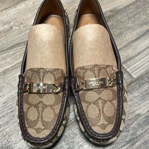 Coach loafers flats size 9, comfortable,  leather inside.Tape on gold parts.